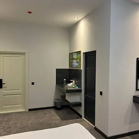 преображенский Hotel *