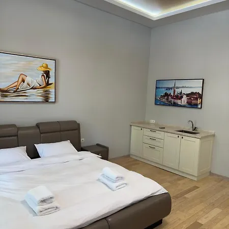 преображенский Hotel *