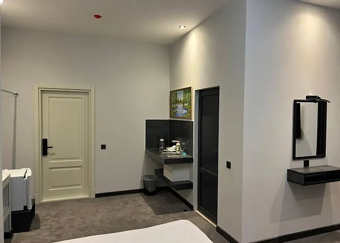 преображенский Hotel *